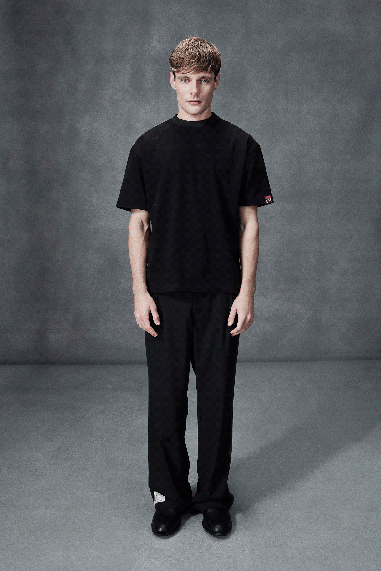 MONO BLACK TEE